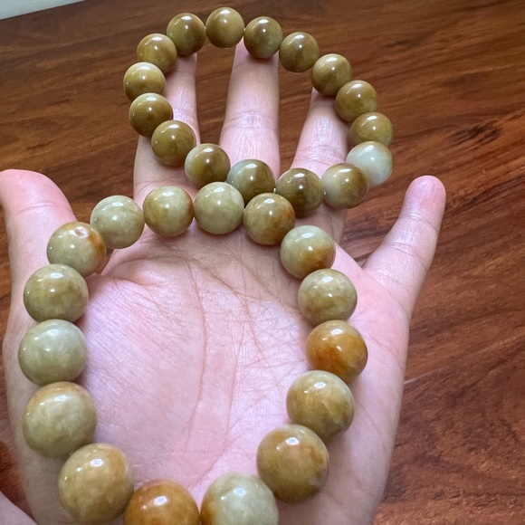 Jade bracelets - Picture 2 of 10